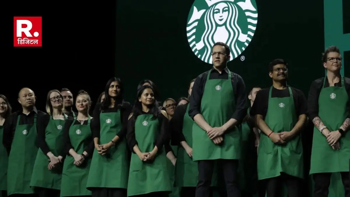 2,000 Starbucks baristas on strike to protest new dress code