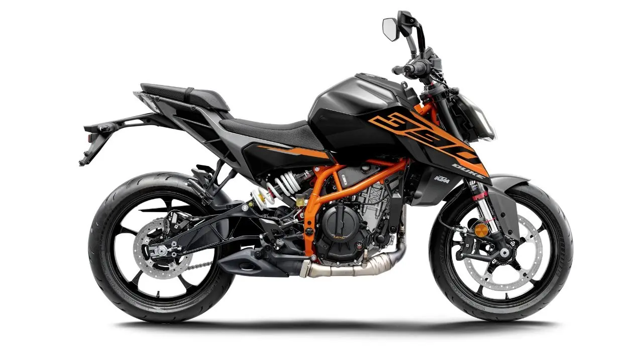 2025 KTM Duke 390 Ebony Black Colour