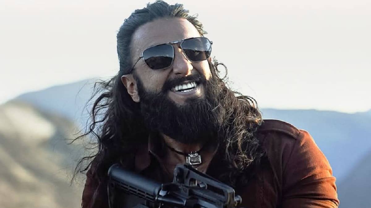 Dhurandhar के थिएटर में 100 दिन; सीक्वल की रिलीज से पहले इतिहास रचने को तैयार ‘धुरंधर’, तोड़े ये बड़े रिकॉर्ड