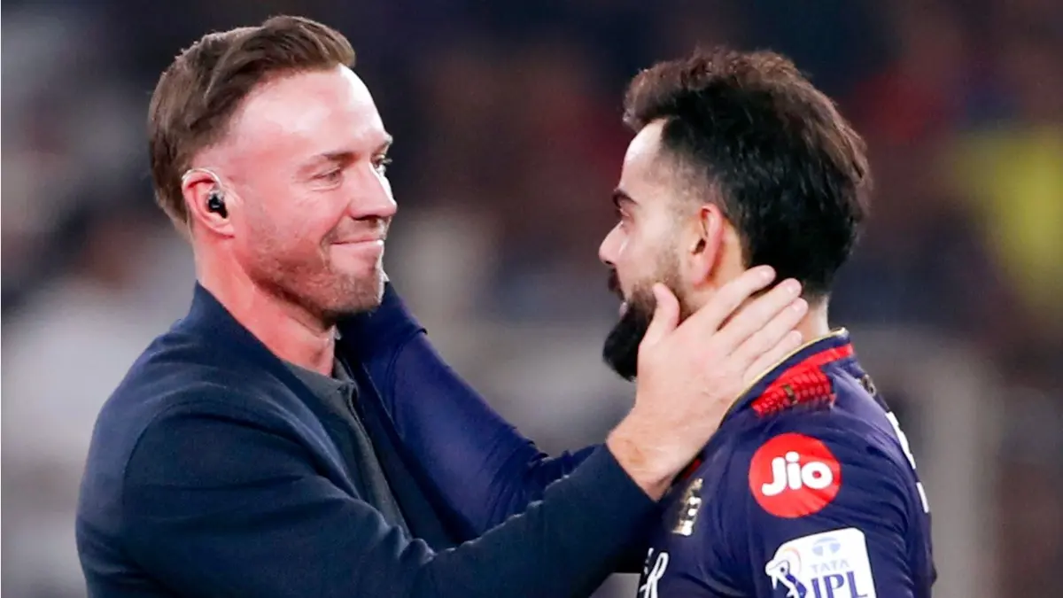 AB de Villiers Hails Virat Kohli As 'Heartbeat' Of RCB, Backs Franchise To Defend IPL Title AB de Villiers and Virat Kohli
