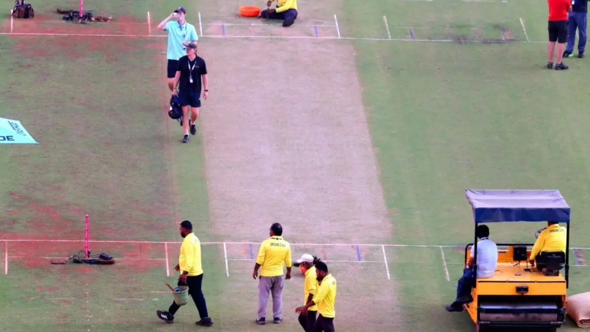 IND vs NZ Final: क्या फाइनल में भी बनेंगे 250 रन? अहमदाबाद पिच को लेकर आया बड़ा अपडेट, जानें किसे मिलेगा फायदा Ahmedabad pitch