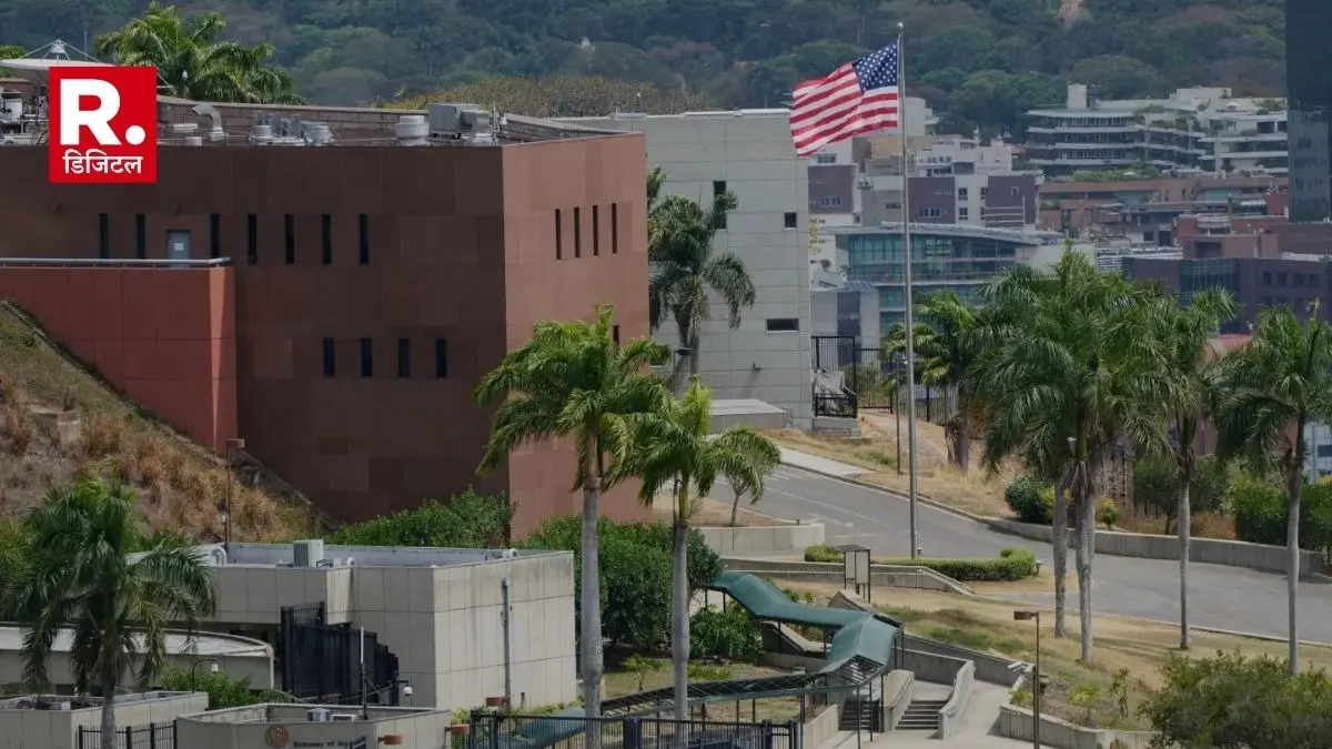 Venezuela में 7 साल बाद लहराया अमेरिकी झंडा, निकोलस मादुरो की गिरफ्तारी के बाद अमेरिका-वेनेजुएला संबंधों की नई शुरुआत American flag is raised again at US Embassy in Venezuela after seven years