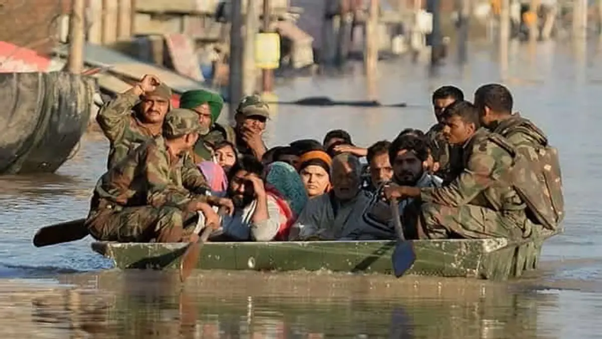 Army Rescues 34 Trapped In Baramulla School Hostel After Heavy Rainfall Army Rescues 34 Trapped In Baramulla School Hostel After Heavy Rainfall