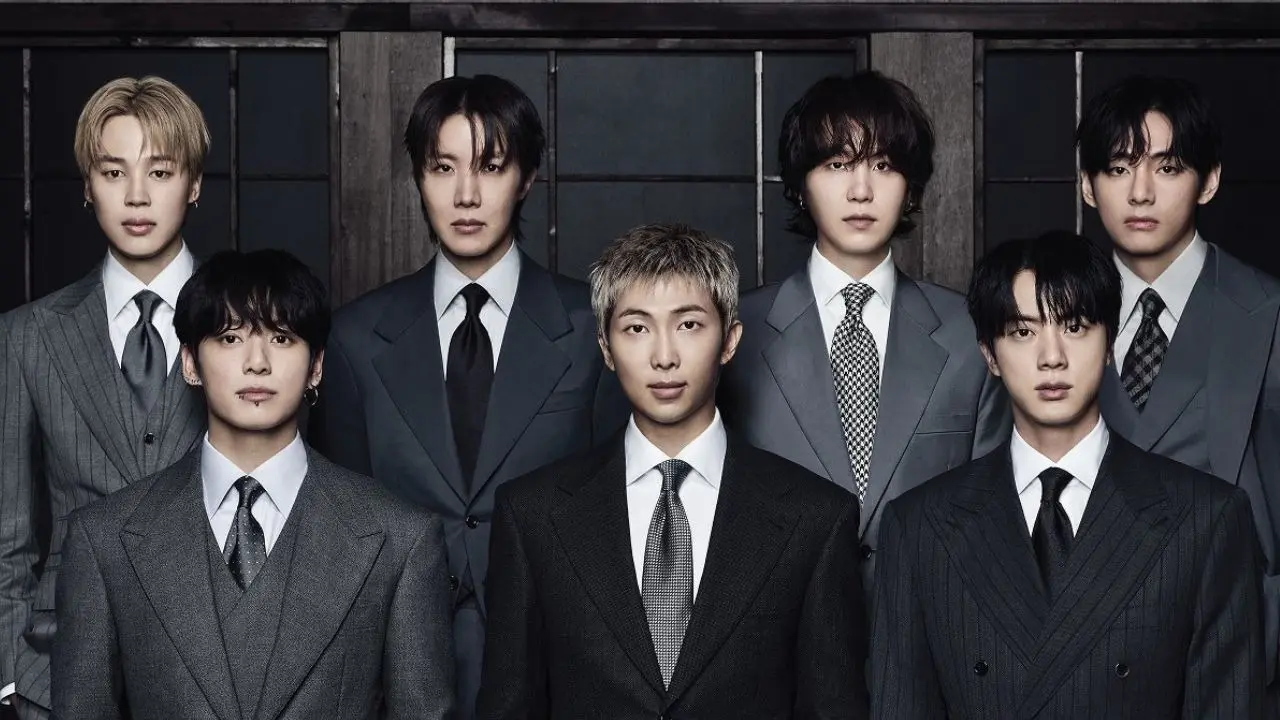 Going to Watch BTS Live? Here Are 8 Concert Essentials You Absolutely Can’t Miss BTS