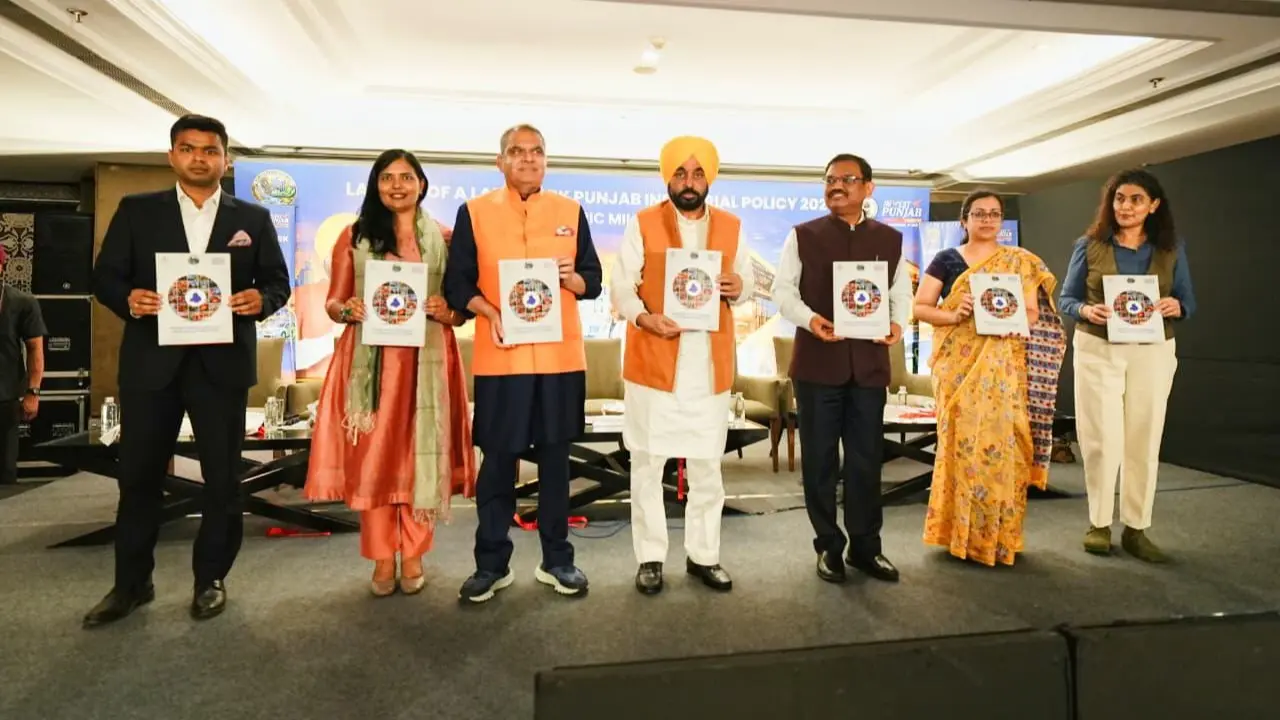 मान सरकार की नई इंडस्ट्रियल पॉलिसी से पंजाब में निवेश और रोजगार का नया दौर शुरू, लाखों युवाओं को मिलेगा रोजगार chief minister Bhagwant Mann government new industrial policy has ushered in a new era of investment and employment in Punjab providing employment to lakhs of youth