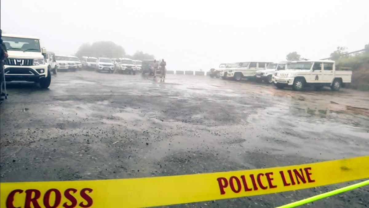 ‘Honour Killing’ in Saharanpur: Brother Shoots Woman Dead Inside Police Vehicle Over Inter-Caste Love, Justifies Action In Video