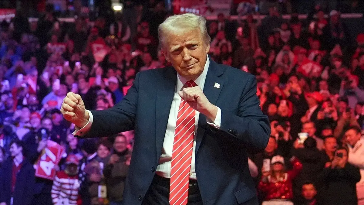 Iran-Israel War: हमनें उनके सभी एंटी-डिफेंस सिस्टम को तबाह कर दिया..., ट्रंप ने ठोक दिया ईरान पर जीत का दावा; खुशी के मारे स्टेज पर करने लगे डांस- VIDEO Donald Trump