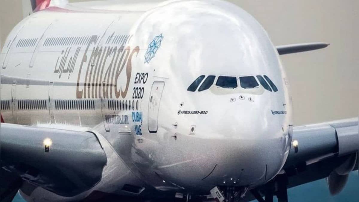 Dubai-Bound Emirates Flight From India Executes Rare 'Double Reverse' Mid-Air Turnback Amid Missile Alert 