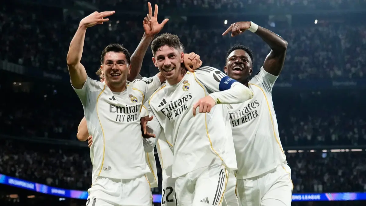 UCL Round-Up: Real Madrid steamrolls Man City, PSG Topples Chelsea & Arsenal holds on for a Stalemate Federico Valverde