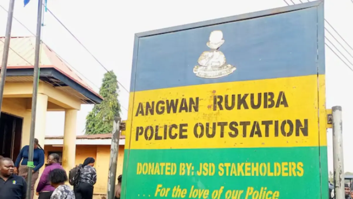 Gunmen Kill at Least 30 in Nigeria's Plateau State Attack Gunmen Kill at Least 30 in Nigeria's Plateau State Attack