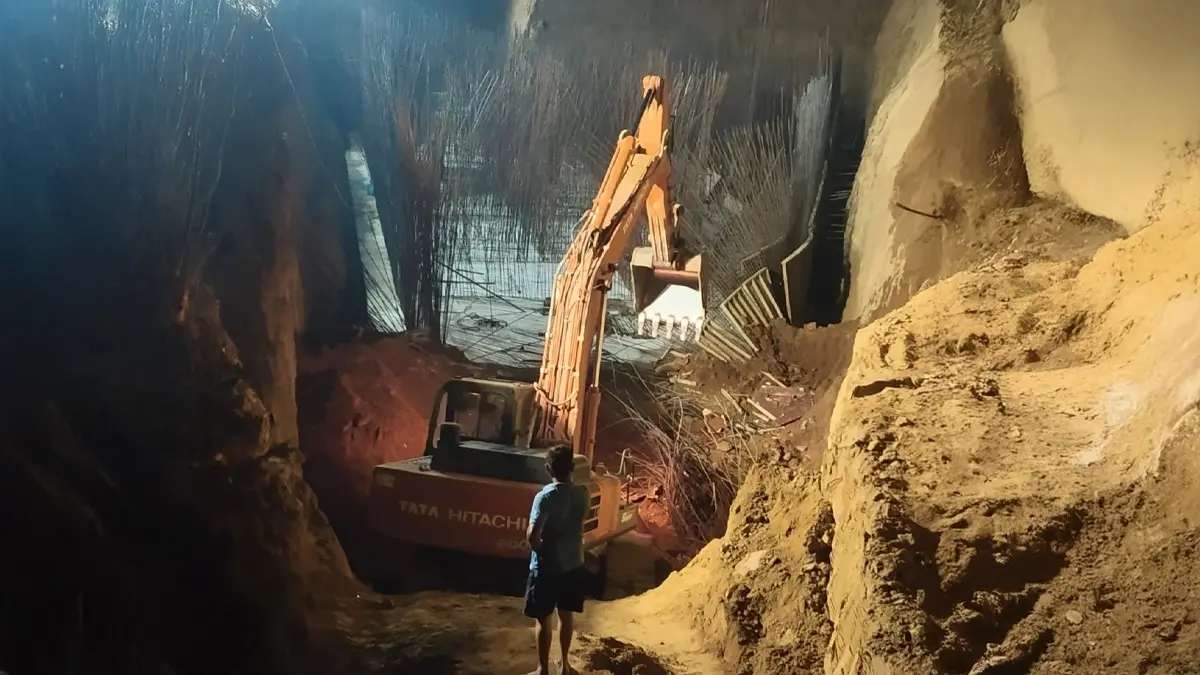 Haryana: गुरुग्राम में बड़ा हादसा, निर्माणाधीन सोसाइटी की दीवार गिरने से 7 मजदूरों की मौत; मलबे में दबने से कई गंभीर रूप से घायल Gurugram under construction society wall collapses 7 labourers killed