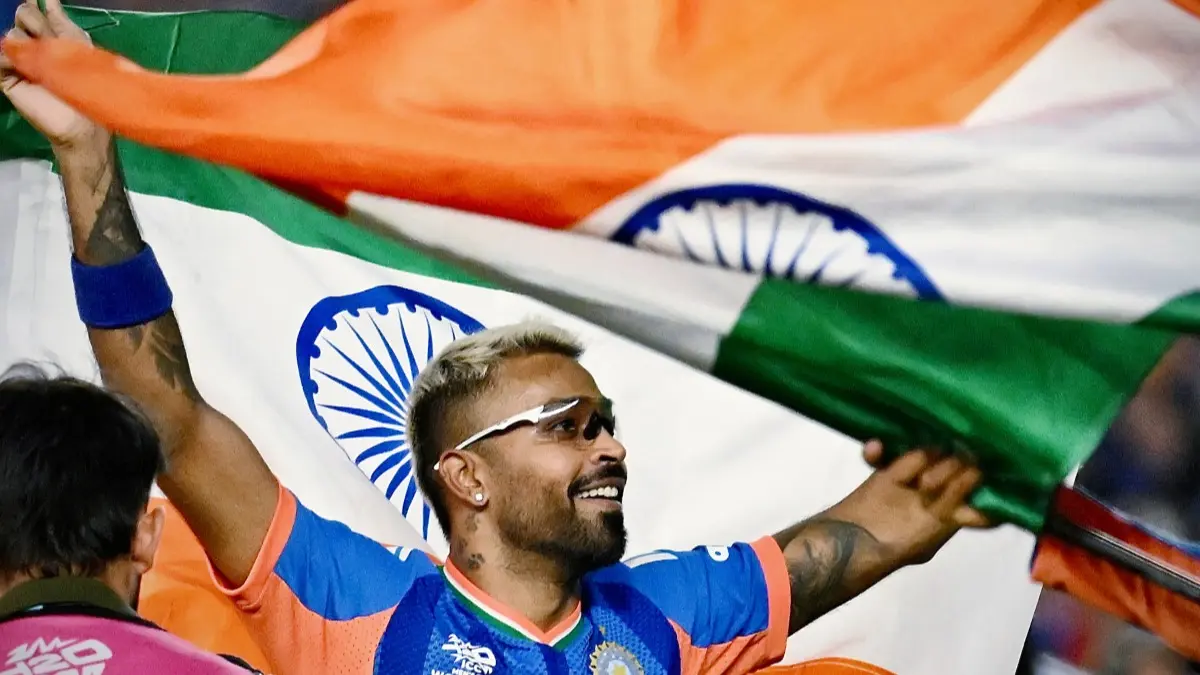 Hardik Pandya Rewards Wankhede Ground Staff in Fulfilment of Promise Following India’s T20 World Cup Victory Hardik Pandya