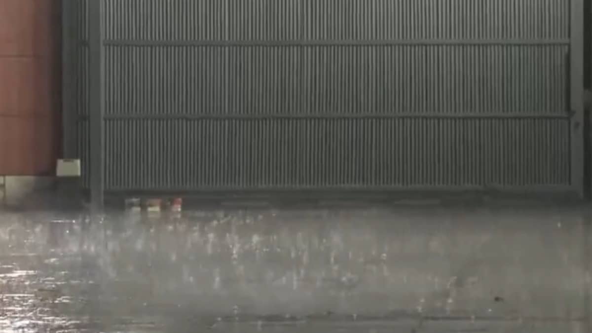 Heavy Rain Lashes Parts of Delhi-NCR, 2nd Time In 4 Days