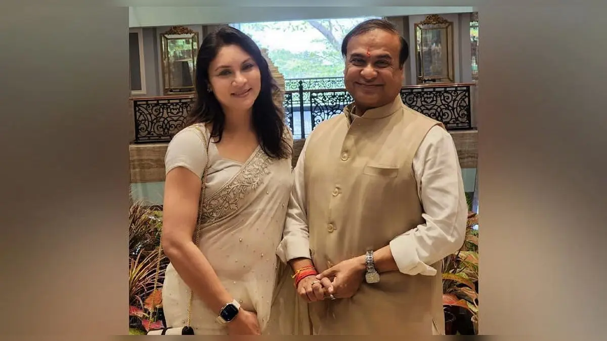 Himanta Biswa Sarma Does Not Have A Car! Wife Owns Rs 21 Lakh Jeep & A Net Worth 12 Times More Than Assam CM Himanta Biswa Sarma Does Not Have A Car! Wife Owns Rs 21 Lakh Jeep & A Net Worth 12 Times More Than Assam CM