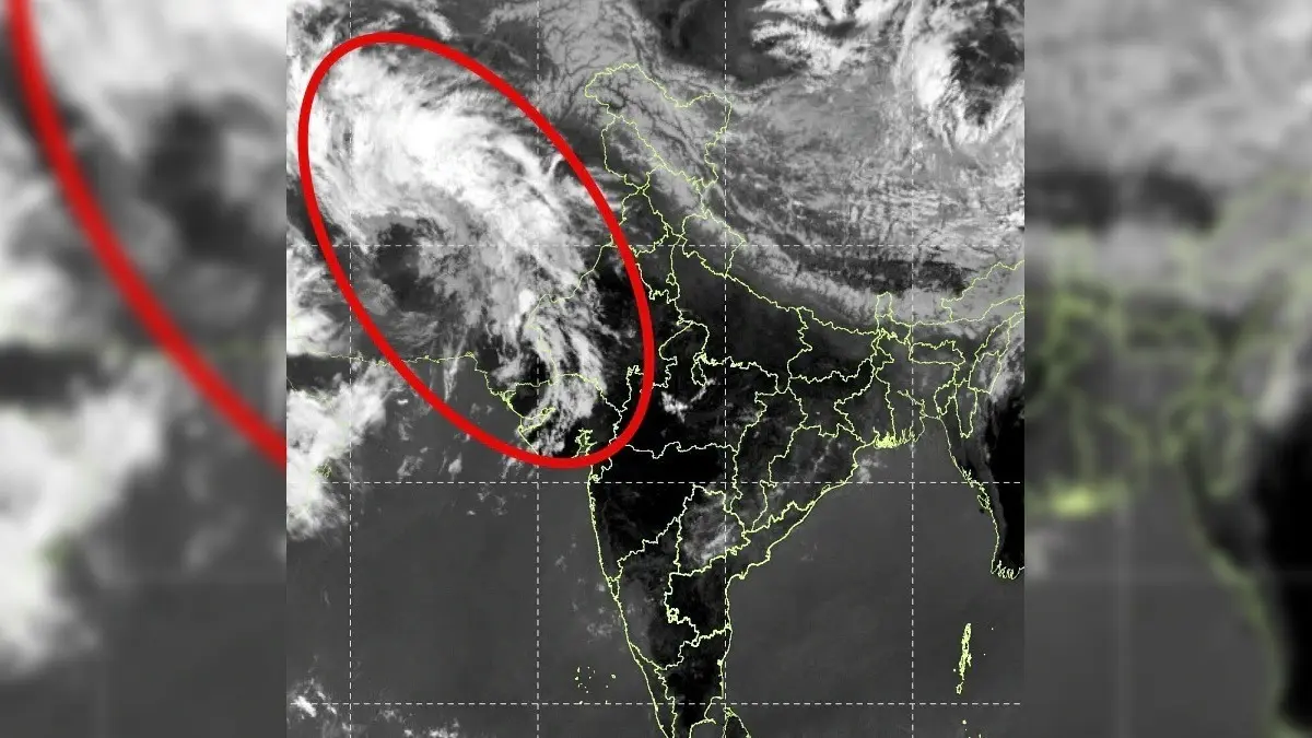 Rains, Thunderstorms, Gusty Winds Expected Across India: IMD Issues Weather Alert Till 31st March IMD Weather Alert: Multiple Western Disturbances To Bring More Rain Across India; Check Timeline