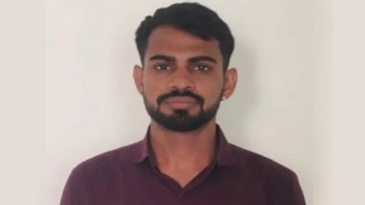 Indian Navy Lance Naik Arrested For Alleged Spying For Pakistan's ISI