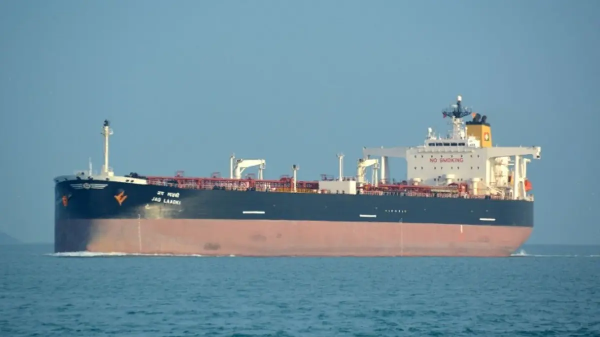 Indian Oil Tanker Jag Laadki, Carrying Crude From UAE, Sails Out of War-Zone Safely; On Way to Domestic Port: Govt Indian Oil Tanker Jag Laadki, Carrying Crude From UAE, Sails Out of War-Zone Safely; On Way to Domestic Port: Govt