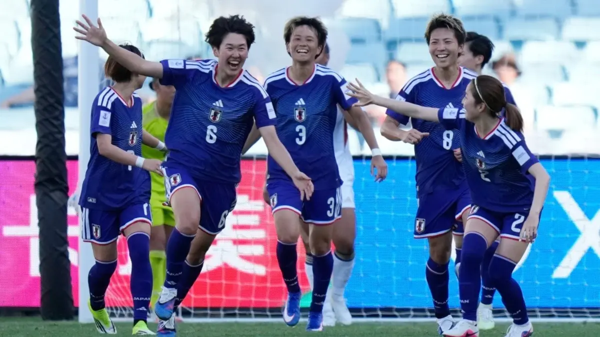 Japan Routs Philippines 7-0 To Reach Women's Asian Cup Semis, Clinch World Cup Spot Japan players celebrating after scoring against Philippines Women's Asian Cup