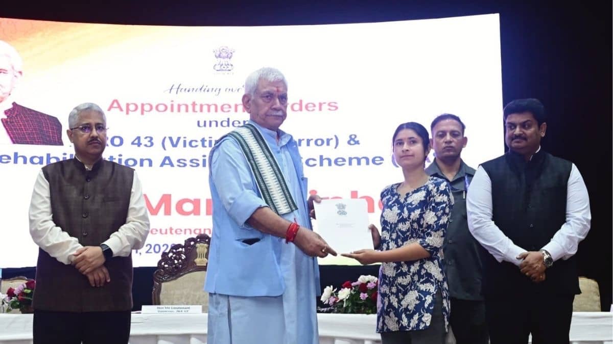  J&K Expands Compassionate Appointments: Families of Natural Death Victims Now Eligible,Terror-Affected Kin Get Relief