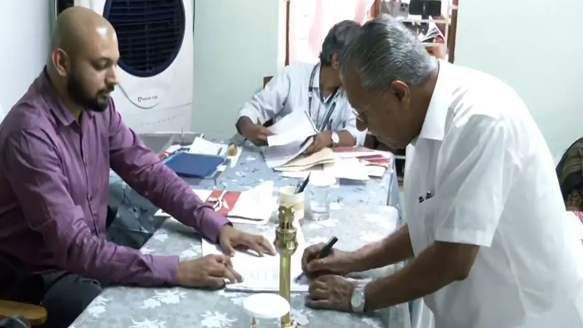 Kerala Polls: CM Pinarayi Vijayan Files Nomination From Dharmadam Kerala Polls: CM Pinarayi Vijayan Files Nomination From Dharmadam