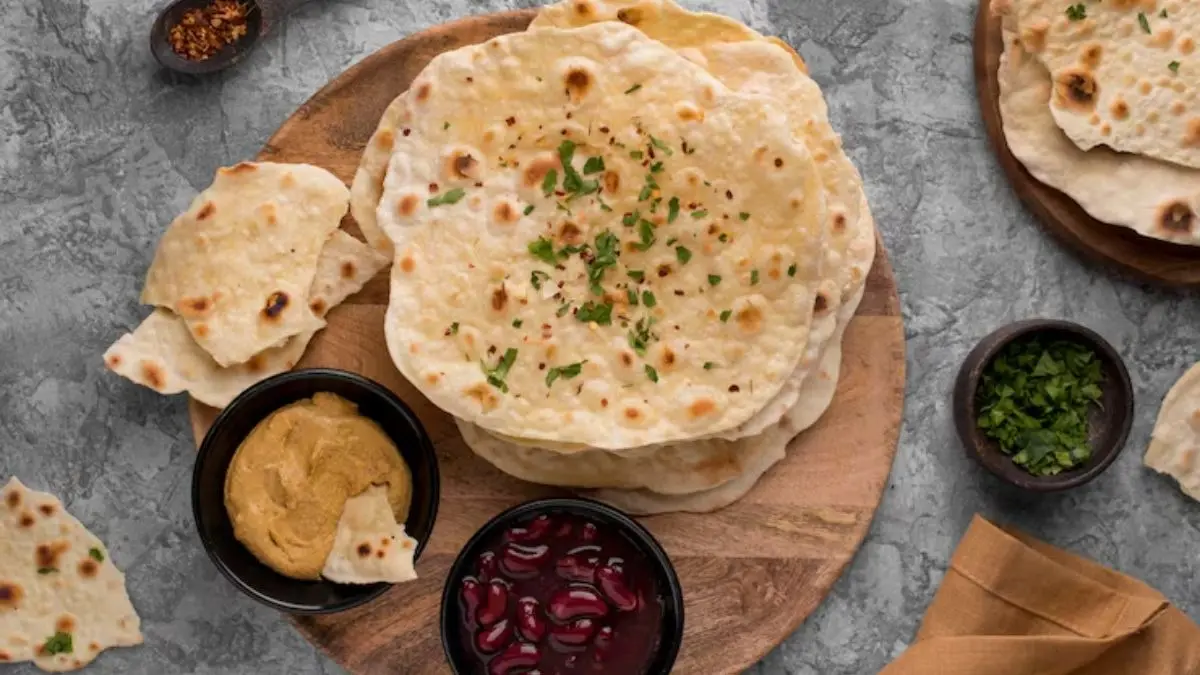 Khameeri Roti Recipe: घर पर बनाएं मुगलई खमीरी रोटी, स्वाद ऐसा कि भूल जाएंगे तंदूरी रोटी, नोट करें रेसिपी Khameeri Roti Recipe