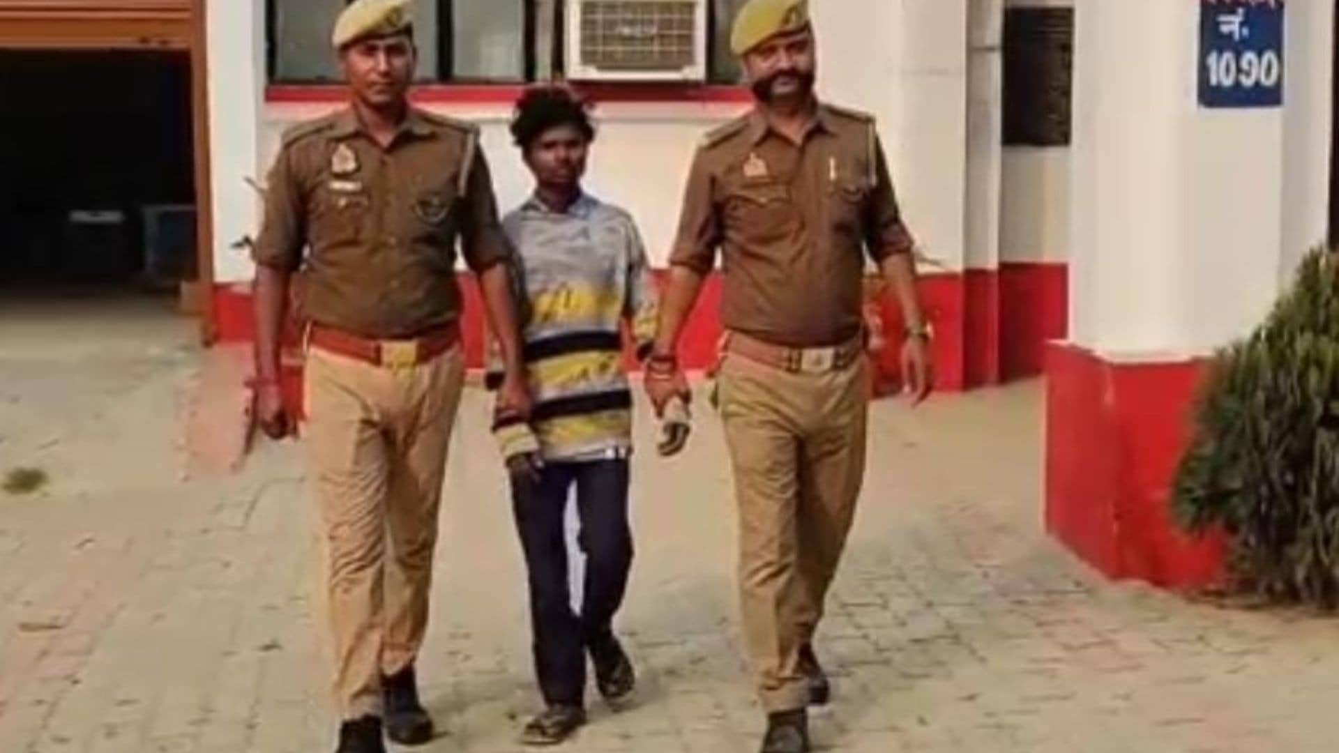 kushinagar news minor boy rape murder pocso court order death sentence to culprit in only 30 days 