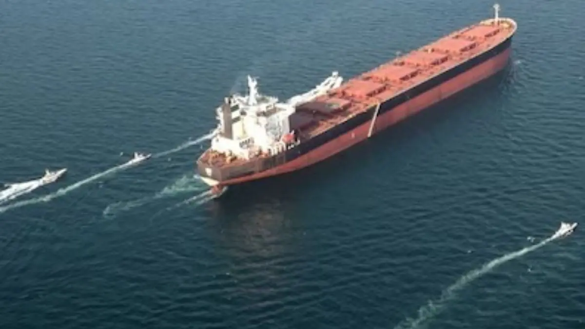 LPG Carriers Shivalik, Nanda Devi Clear Hormuz; 22 Indian-Flagged Vessels With 611 Seafarers Still in Gulf LPG Carriers Shivalik, Nanda Devi Clear Hormuz; 22 Indian-Flagged Vessels With 611 Seafarers Still in Gulf