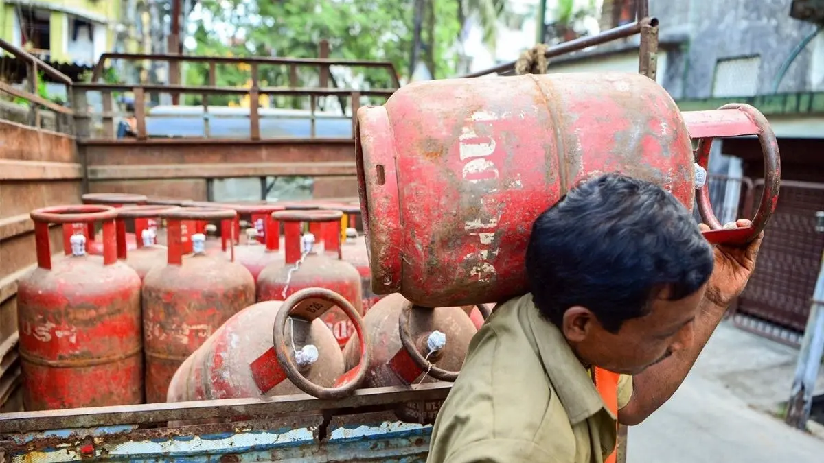 LPG Price Hike Amid West Asia War: Domestic Cylinder Prices Increased By Rs 60, Biggest Change Since April 2025 LPG Price Hike Amid West Asia War: Domestic Cylinder Prices Increased By Rs 60, Biggest Change Since April 2025
