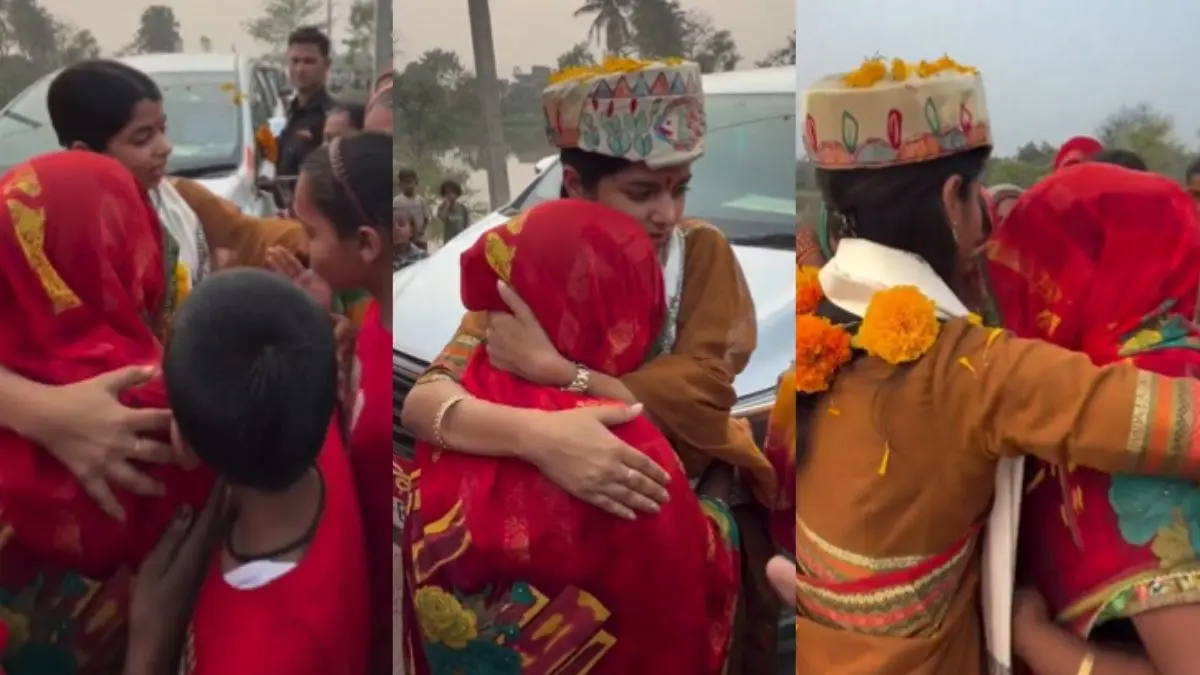 आंसू पोंछा, गले से लगाया और... मैथिली ठाकुर ने पति की मौत के दुख में डूबी महिला का बांटा दर्द, यूं बंधाया ढांढस- VIDEO Maithili Thakur