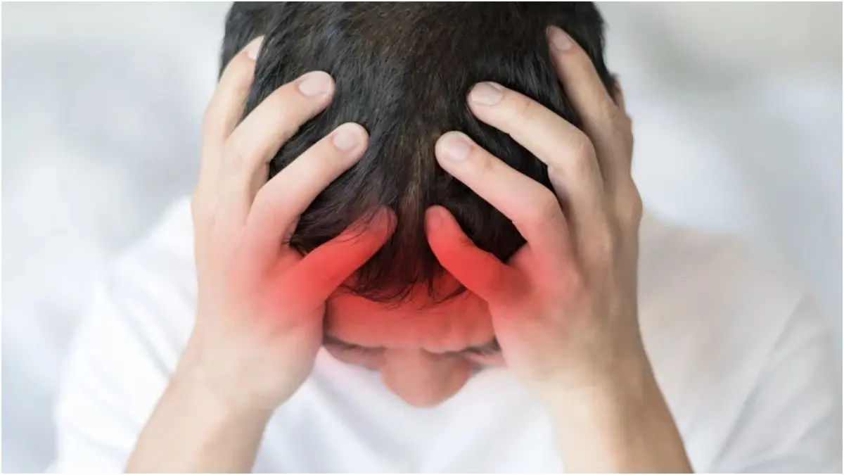 Headache Vs Migraine: Know The Symptoms For Correct Diagnosis And Treatment Migraine can be triggered by harsh light and loud noises