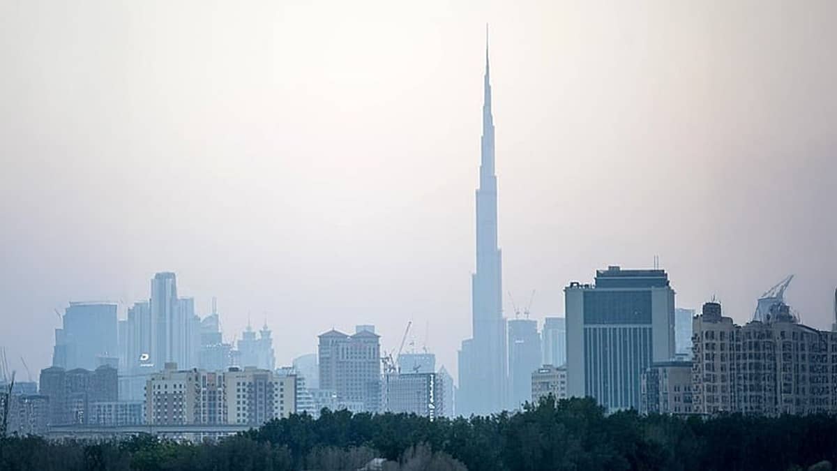 Missile alerts in Dubai