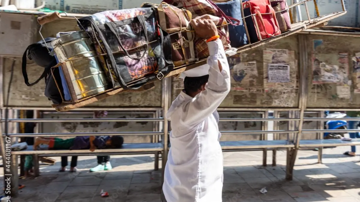 Mumbai's Iconic Dabbawalas Suspend Services For Six Days - But Why? Here’s The Real Reason Behind The Rare Break Mumbai's Iconic Dabbawalas Suspend Services For Six Days - But Why? Here’s the Real Reason Behind the Rare Break