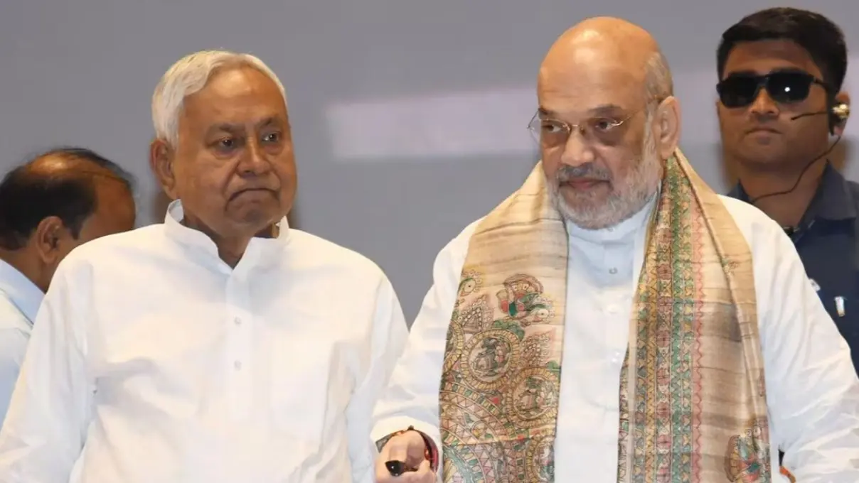 नीतीश कुमार ने बिहार को जंगलराज से मुक्त किया, उनपर कोई भ्रष्टाचार का आरोप नहीं; केंद्र की राजनीति में उनका ह्रदय से स्वागत- अमित शाह Nitish Kumar/ Amit Shah