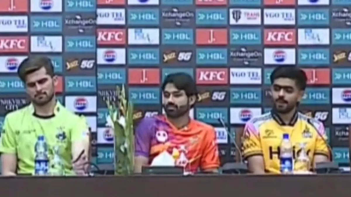 WATCH | Shaheen Shah Afridi Bizarrely Ducks Query on Pakistan Cricket; Asks Journo to Stick to PSL-Related Question PSL 2026