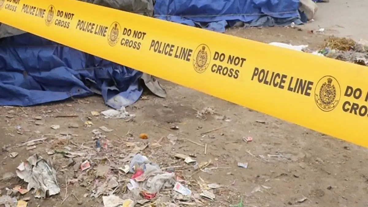 Pune Youth Forced to Eat 'Cow Dung' By 'Self-Proclaimed Cow Vigilantes', Police Register Non-Cognisable Report Pune Youth Forced to Eat 'Cow Dung' By 'Self-Proclaimed Cow Vigilantes', Police Register Non-Cognisable Report