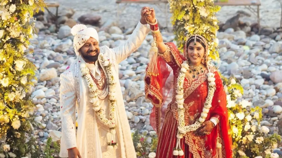 Bigg Boss 18 Fame Rajat Dalal Ties The Knot With His Longtime Girlfriend In An Intimate Wedding, Shares Dreamy Photos Rajat Dalal Gets Married To Girlfriend