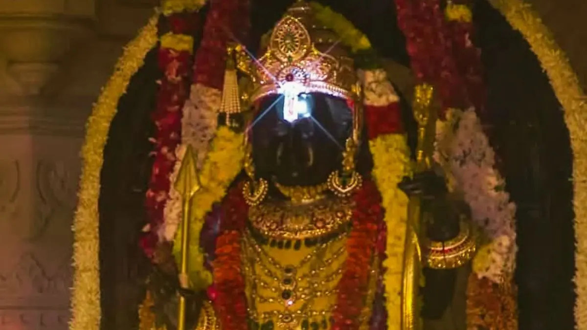 Ayodhya Ram Lalla Surya Tilak: कैसे होता है रामलला के ललाट पर सूर्य तिलक, भारतीय वैज्ञानिकों ने किस टेक्नोलॉजी के जरिए किया ये करिश्मा? Ram Lalla Surya Tilak