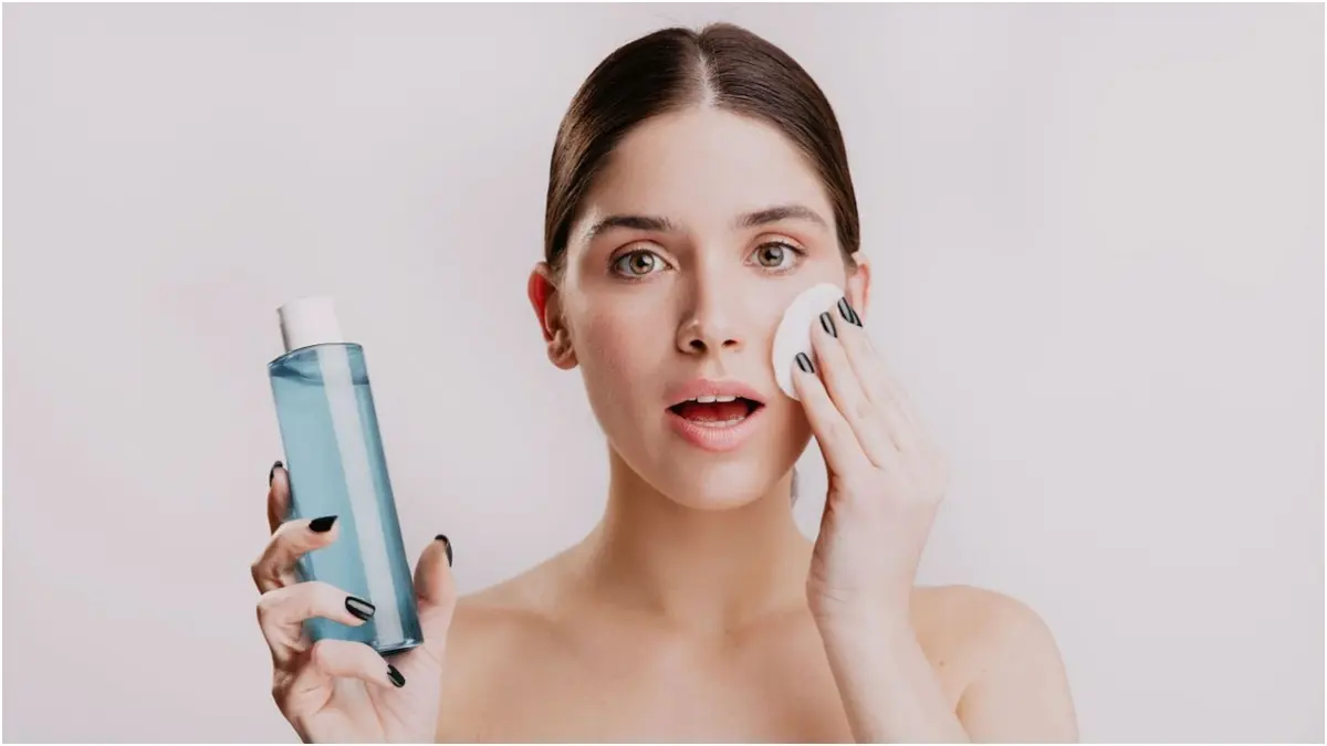 Micellar Water, Wet Wipes Or Cleansing Milk: Which Is Best For Makeup Removal? Removing makeup the wrong way can cause harm to your skin