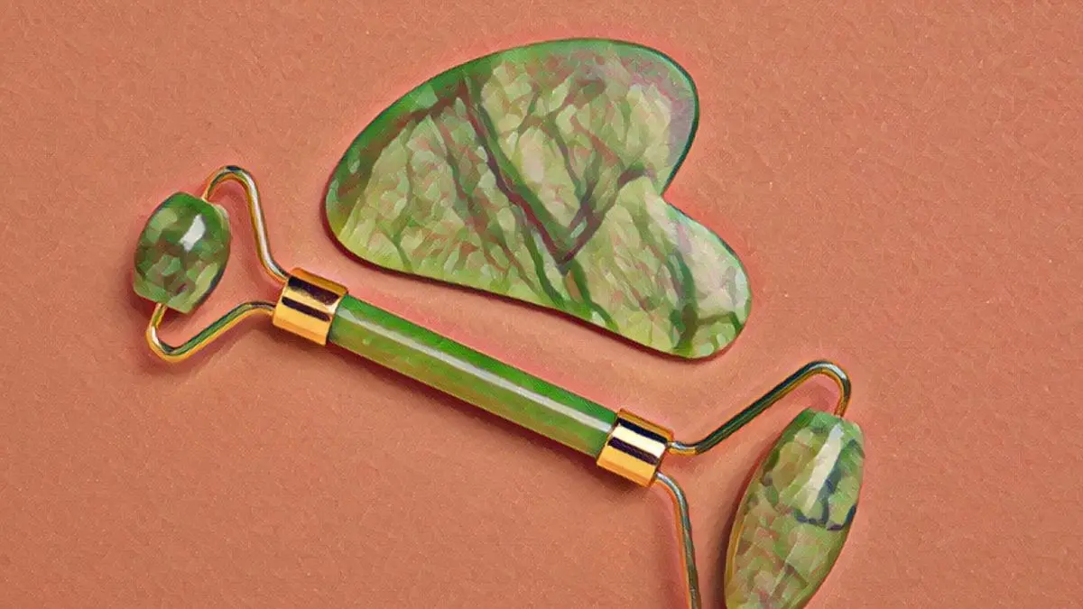 What Are Jade Roller And Gua Sha? Know How To Use The Viral Skincare Products Representative photo of jade roller and gua sha