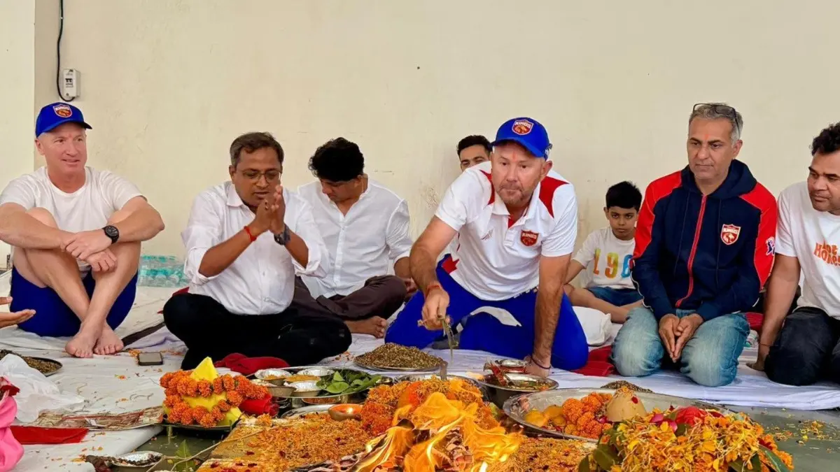Punjab Kings Blend Faith With Cricket, Head Coach Ricky Ponting Performs Puja Ahead Of IPL 2026 Ricky Ponting, Sairaj Bahutule, and Brad Haddin perform puja ahead of Punjab Kings' IPL 2026 season