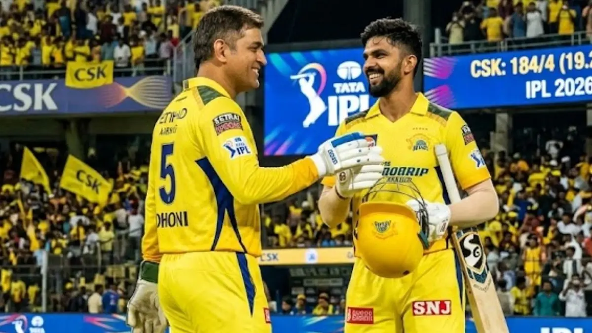 IPL 2026: CSK को लगा डबल झटका? धोनी के बाद एक और स्टार प्लेयर हुआ चोटिल, चेन्नई की बढ़ी टेंशन RR VS CSK: सीजन शुरू होने से पहले ही CSK के लिए हालात आसान नहीं दिख रहे हैं। अगर जल्द खिलाड़ी फिट होकर वापसी नहीं करते, तो टीम को शुरुआती मैचों में संघर्ष करना पड़ सकता है।