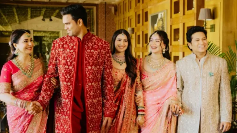 Sara Tendulkar: 'मेरा छोटा भाई अब...', अर्जुन की शादी के बाद इमोशनल हुईं सारा तेंदुलकर, PHOTOS शेयर कर लिखा भावुक नोट Sara Tendulkar