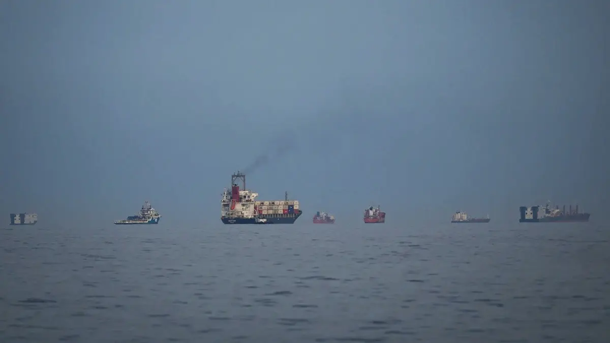 Iran-Israel War: युद्ध के बावजूद ईरान ने चीन समेत इन देशों को भेजा लाखों बैरल तेल, स्ट्रेट ऑफ होर्मुज से गुजरे 90 जहाज Strait of Hormuz