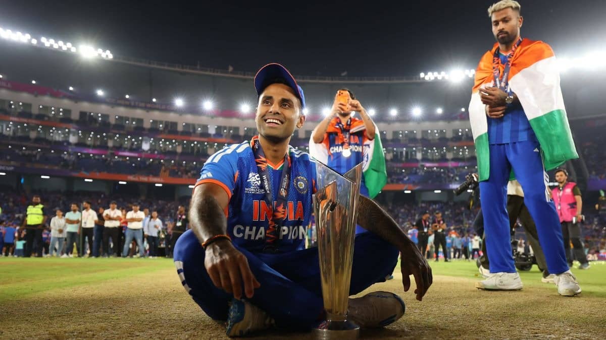 Suryakumar Yadav: T20 वर्ल्ड कप जीतने के बाद सूर्यकुमार यादव ने कर दिया बड़ा ऐलान, 'हैट्रिक' लगाने के साथ 'गोल्ड' को बनाया अगला टारगेट