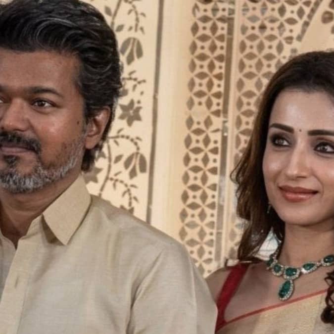 Thalapathy Vijay Attend Wedding Reception With Trisha 