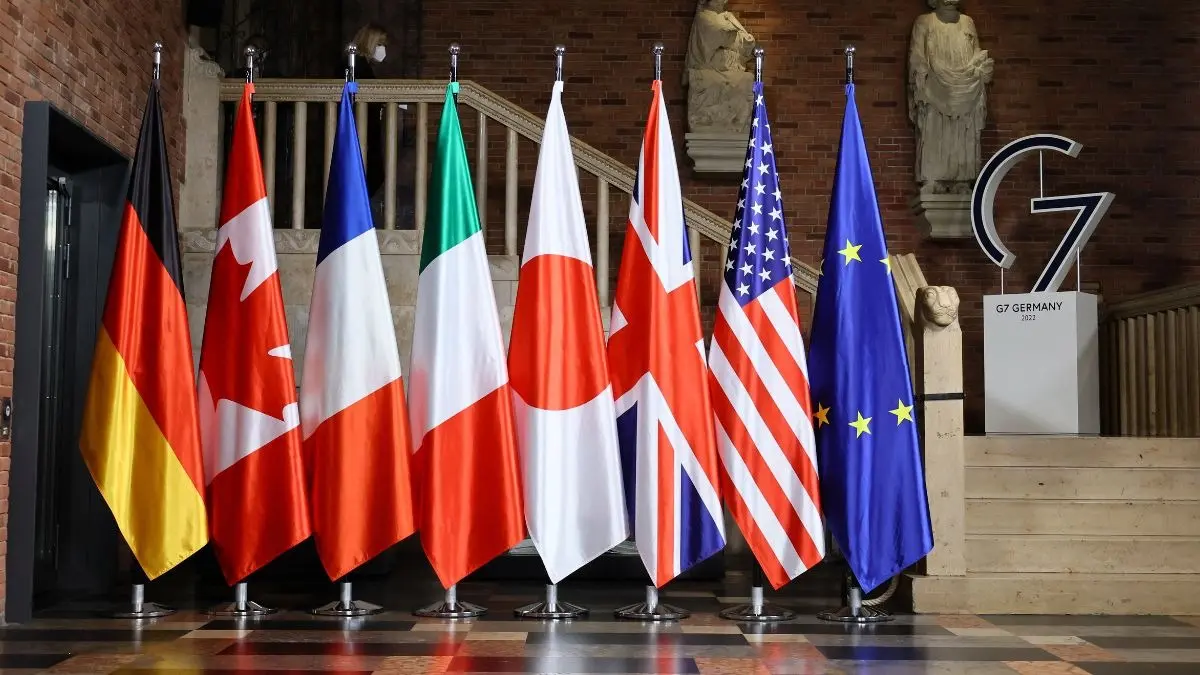 G7 Considers Releasing Up to 400 Million Barrels from Emergency Oil Reserves as Prices Surge The Group of Seven is considering releasing 300-400 million barrels from emergency reserves