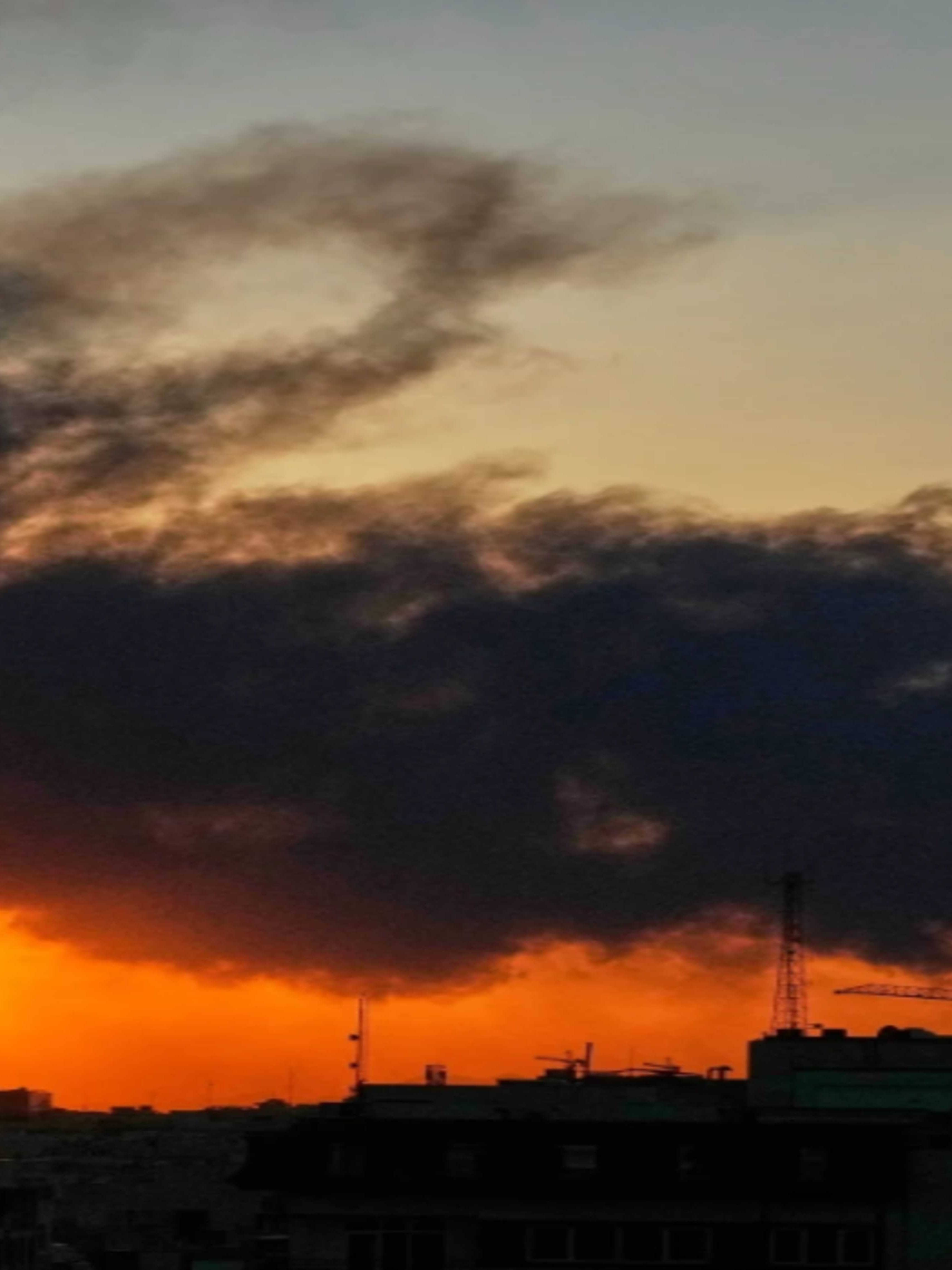 Trump's War In Iran Could Cost As Much As... | Top Budget Expert Crunch The Numbers