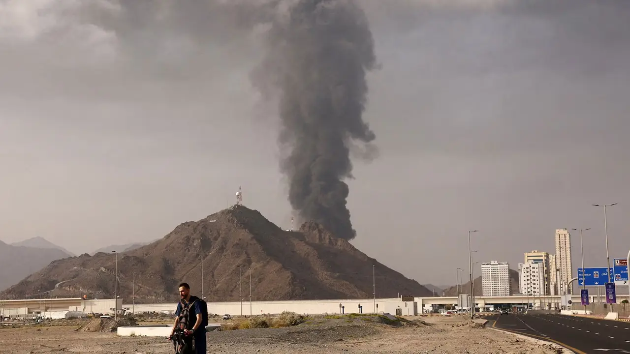 UAE Consulate In Iraq Targeted By Drone Strike Amid Escalating West Asia War UAE Consulate In Iraq Targeted By Drone Strike Amid Escalating West Asia War