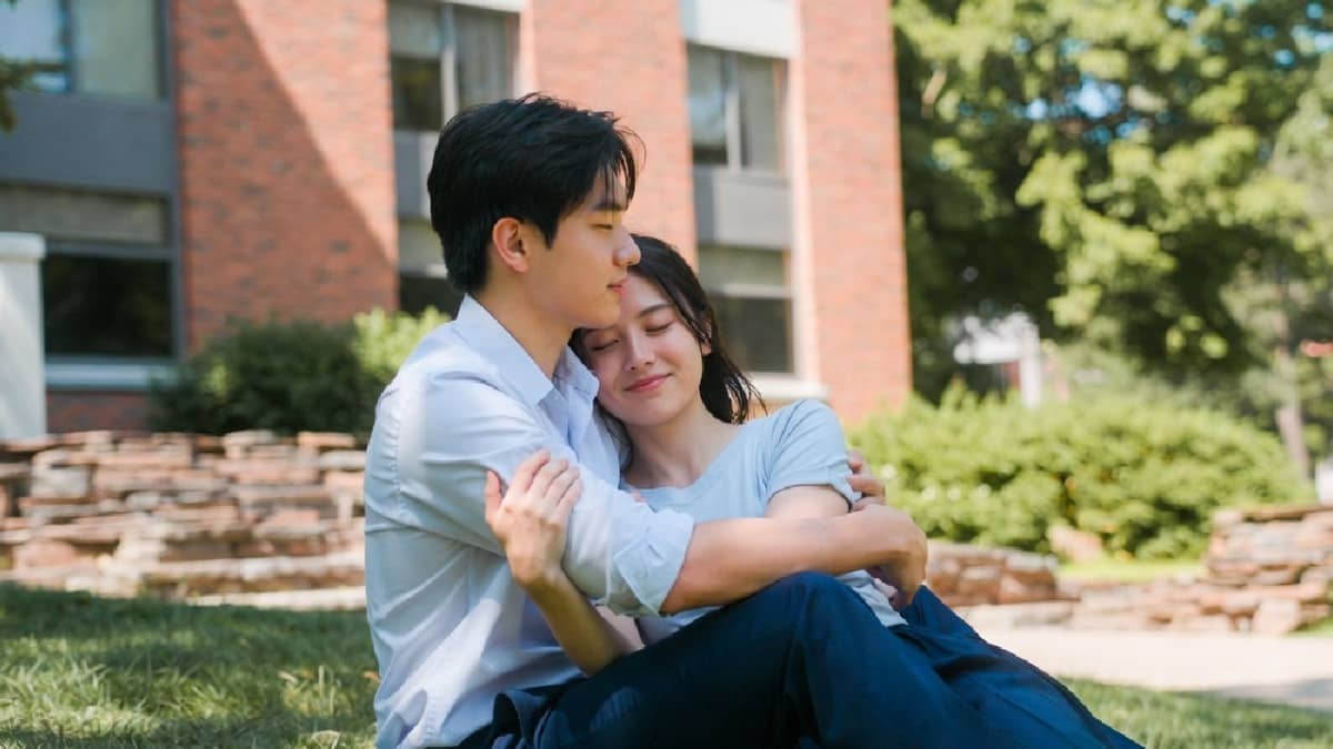 किताबें छोड़ो, रोमांस करो… इस यूनिवर्सिटी ने छात्रों के लिए निकाला ऐसा अजब-गजब नोटिस, नेटिजंस बोले- ‘हमें भी एडमिशन लेना है’