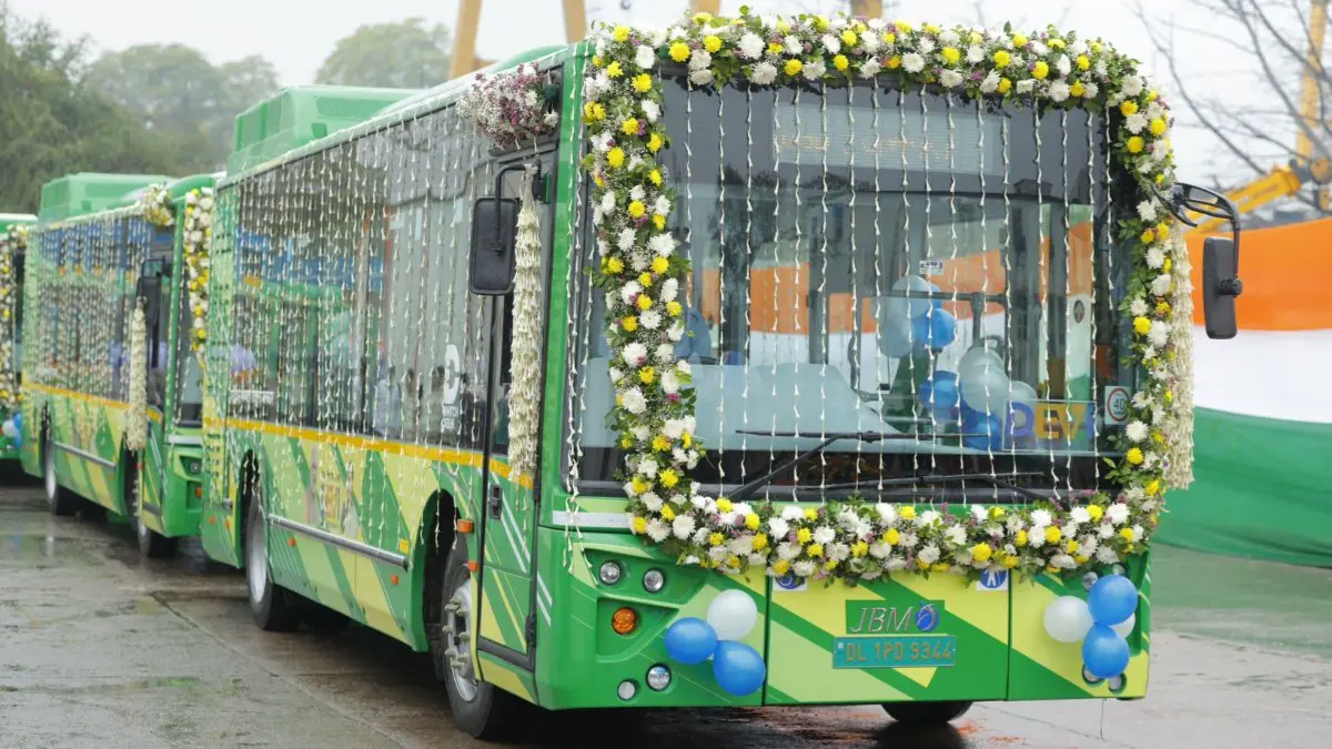 दिल्ली-NCR के लोगों को CM रेखा गुप्ता ने दी सौगात, 'कश्मीरी गेट टू गाजियाबाद' नए रूट पर चलेंगी 300 इलेक्ट्रिक बसें, सफर हुआ आसान Delhi-Ghaziabad Bus Route